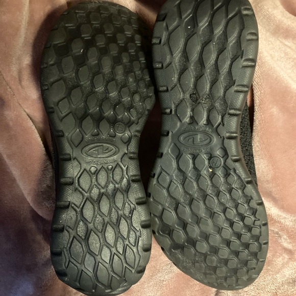 Skechers Black Women's Slip-On Athletic Shoes - Picture 2 of 6